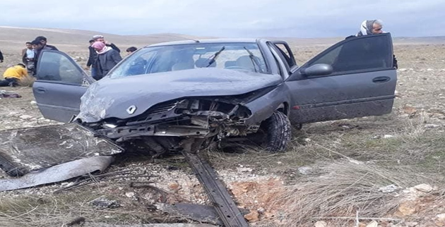 Urfa'da Otomobil Şarampole Yuvarlandı, 5 Yaralı