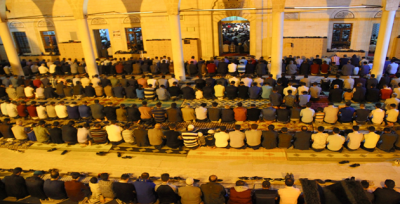 11 Bir Ayın Sultanın İlk Teravih ve İlk Sahuru Bugün