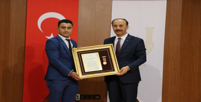 15 Temmuz Gazilerine Devlet Övünç Madalyası Beratı Verildi