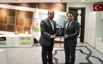 AB Bakan Yardımcısı Şahin Başkan Çiftçi'yi Ziyaret Etti