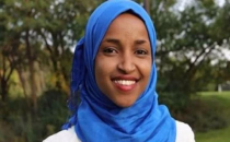 ABD'de bir ilk! Başörtülü vekil meclise girdi