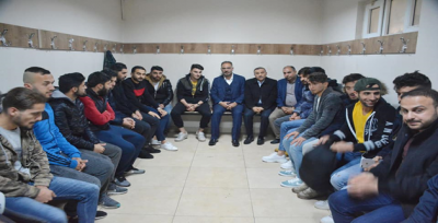 Ak Başkan Adayı Kuş Komiser Şakir Caddesini Gezdi 