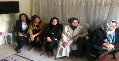 AK Kadınlar Ev Ziyaretlerinde!