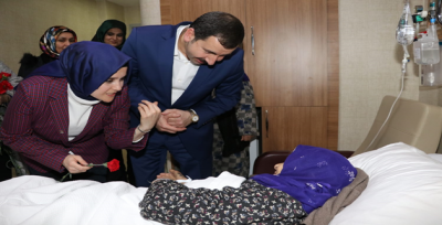 AK Kadınlardan Hastane ve Engelli Derneğine Ziyaret