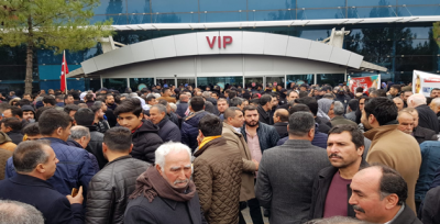 Ak Parti Şanlıurfa ilçe Adayları Davul Zurna Eşliğinde Binlerce Kişi Karşıladı