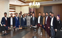 AK Partili Gençlerden Vali Tuna'ya Ziyaret