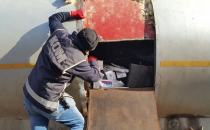 Akaryakıt tankerin gizli bölmesinde 42 bin paket kaçak sigara yakalandı