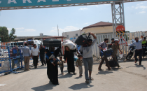 Akçakale Sınır Kapısındaki Bekleyişi Sürüyor