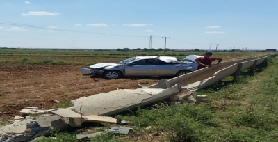 Akçakale'de araç takla attı, 3 yaralı