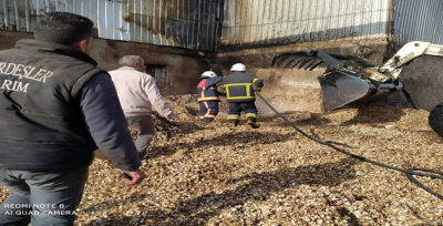 Akçakale'de Fabrika Yangını