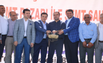 Akçakale'de Spor Kompleksi Ve Semt Pazarının Temeli Atıldı