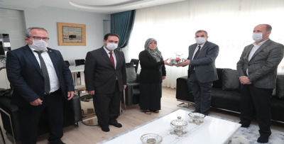 Anneler Gününde Şehit Anne ve Eşleri Unutulmadı