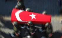 Askeri Konvoya Ateş Açıldı:2 Şehit