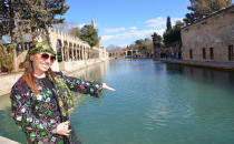 Asuhan, manevi babasının müzesini gezdi