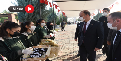 Atatürk, Şanlıurfa'da Saygıyla Anılıyor