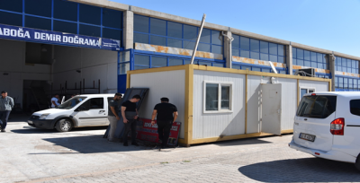 Av tüfeğini temizlerken kardeşini ağır yaraladı 