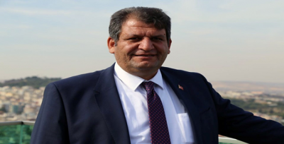 Ayhan, Saadet Partisinden Aday Oldu.