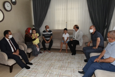 Babalar Gününde Anlamlı Ziyaret