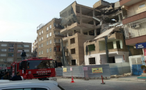 Bahçelievlerde Bina Çöktü