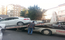 Bahçelievlerde hatalı park eden araçlar çekildi