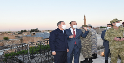Bakan Akar ve Kuvvet Komutanları Şanlıurfa Valiliğini Ziyaret Etti