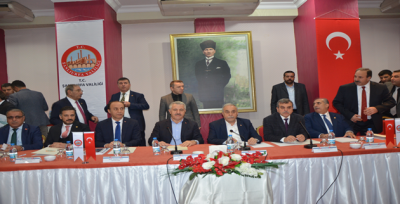 Bakan Arslan ve Fakıbaba STK'larla buluştu