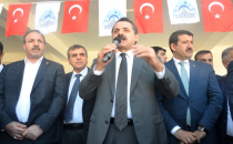 Bakan Çelik, Çok amaçlı salon açılışını yaptı