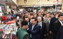 Bakan Çelik Siverek'e çıkartma yaptı