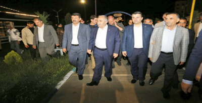 Bakan Fakıbaba Eyyübiye Belediyesi Kitap Otağını Gezdi