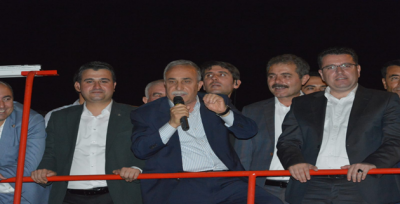 Bakan Fakıbaba " Ne diyor adam gibi adam Recep Tayyip Erdoğan, Dünya Beşten Büyüktür