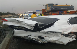 Bakan karşılama konvoyunda kaza