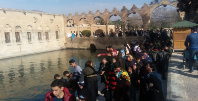 Balıklıgöl'de ziyaretçi yoğunluğu