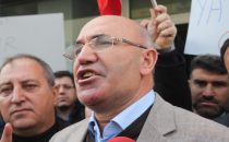 Bank Asya önünde protesto