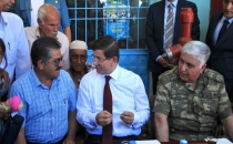 Başbakan Davutoğlu Suriye Sınırında