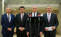 Başbakan Yıldırım: Diyarbakır'daki Saldırıda 2'si Polis 8 Kişi Şehit Oldu