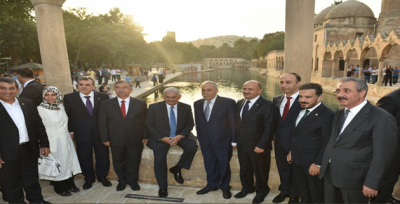 Başbakan Yıldırım Tarihi Balıklıgöl Platosunu Gezdi