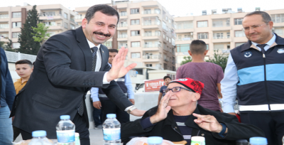 Başkan Baydilli Kardeşlik Sofrasında Vatandaşlarla İftar Açtı