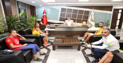 Başkan Beyazgül, Bisiklet Tutkunlarını Göbeklitepe'ye Davet Etti