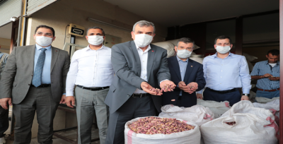 Başkan Beyazgül'den Şıracılar pazarı esnafına ziyaret