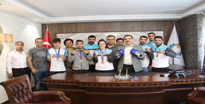 Başkan Canpolat: Gençlerimizi Yetiştirmek İçin Spor Ve Bilim Faaliyetlerine Devam Edeceğiz