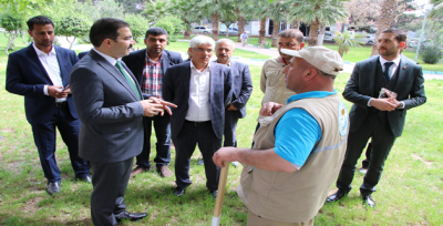 Başkan Canpolat, İhtiyaçları Yerinde Tespit Ediyor