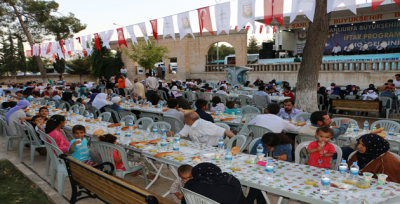 Başkan Çiftçi, İftarda Eyyübiyelilerle Buluştu