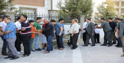 Başkan Çiftçi, Vatandaşların Bayramını Kutladı		