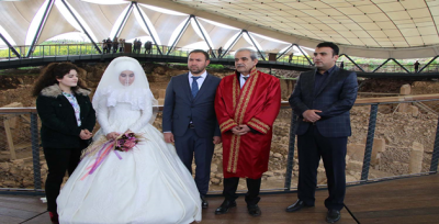 Başkan Demirkol Göbeklitepe'de Nikah Kıydı