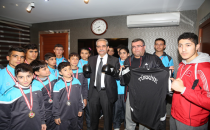 Başkan Demirkol Şampiyon Sporcuları Tebrik Etti