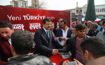 Başkan Ekinci 'Evet' Standının Açılışını Yaptı