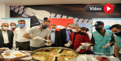 Başkan Kuş, Sağlık Çalışanlarına  Aşure Dağıttı.