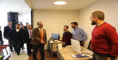 Başkan Nihat Çiftçi'den AK SKM'ye Ziyaret