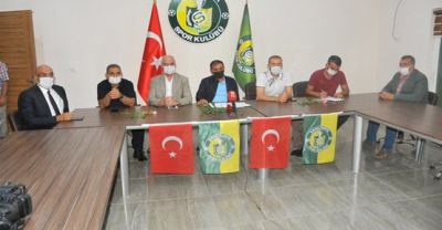 Başkan Yetim, 25 futbolcuyu  kadroya kattığını açıkladı