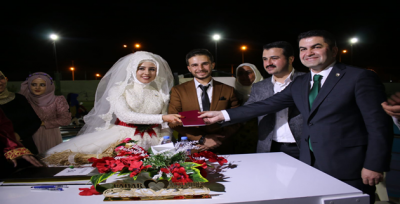 Başkan Yıldız Tepedelen ve Arsuz Ailelerinin Düğününe Katıldı